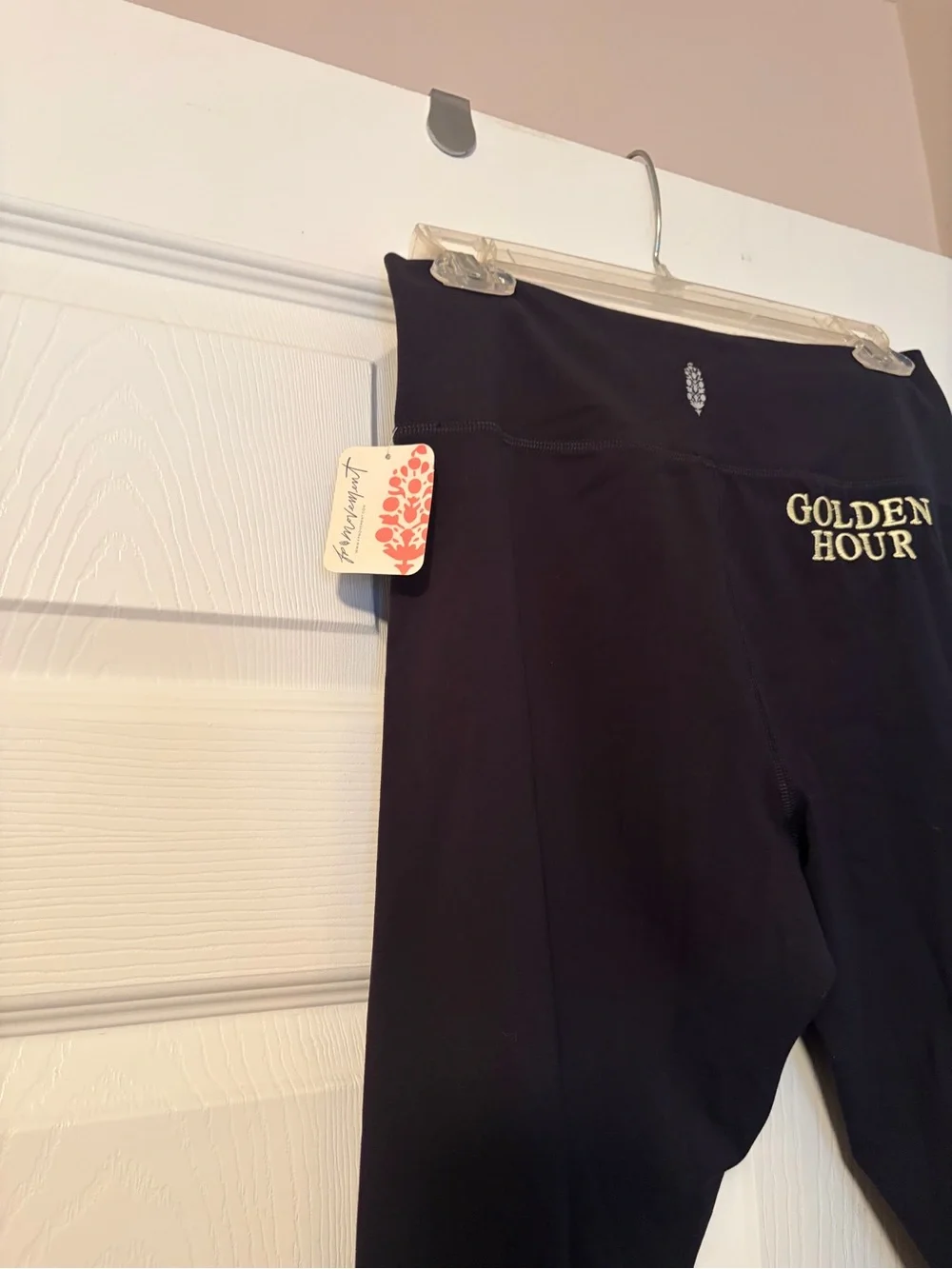 Free People Golden Hour Black High-Waist Performance Leggings + A GIFT 🎁
